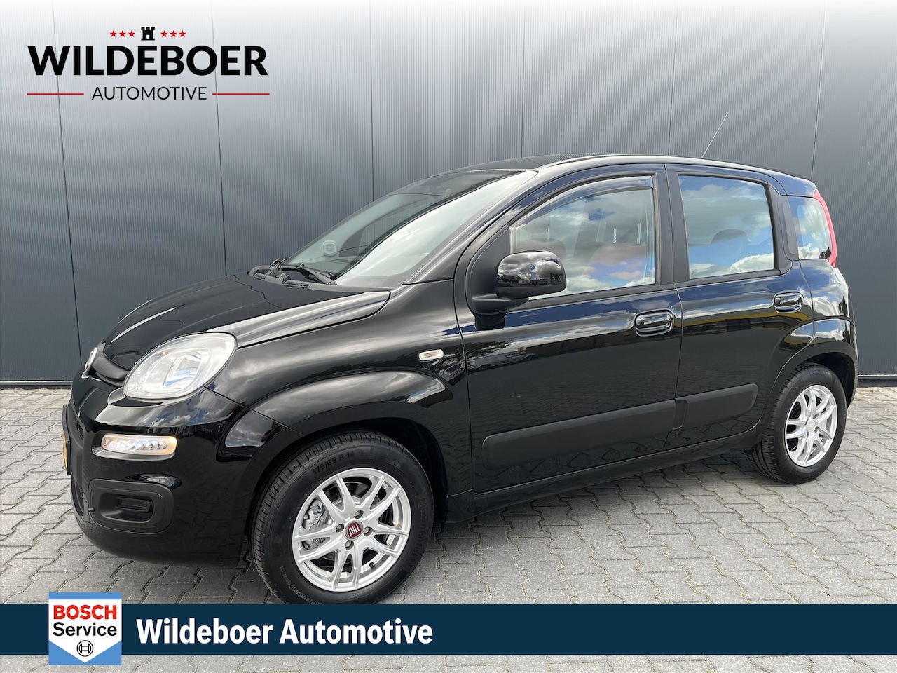 Fiat Panda - 0.9 TwinAir Easy + AIRCO + LMV + ELEK RAMEN + TREKHAAK + SLECHTS 68.000 KM !! - AutoWereld.nl