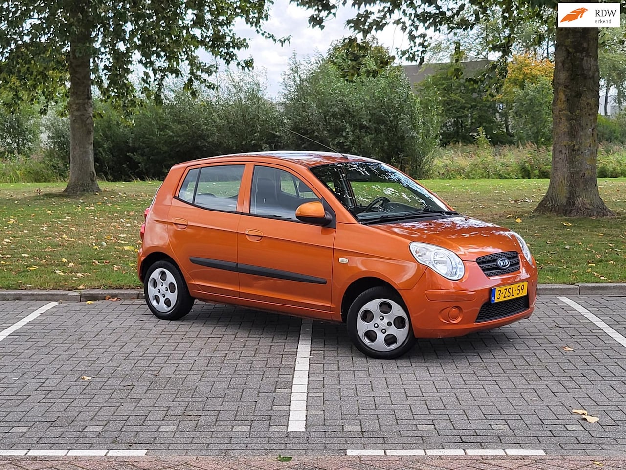 Kia Picanto - 1.1 X-clusive / 5 deurs / Elektrische ramen / weinig kilometers - AutoWereld.nl