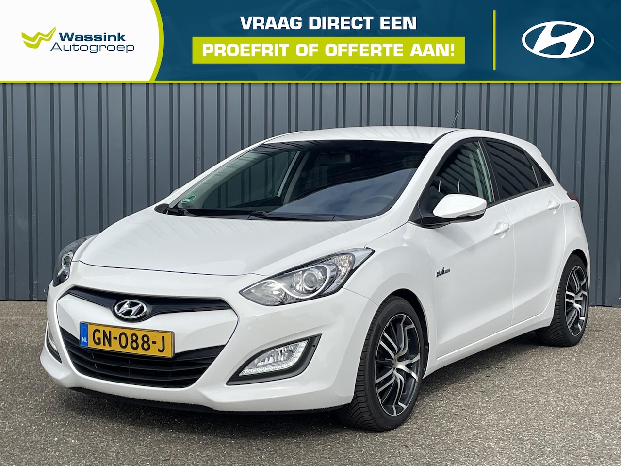 Hyundai i30 - 1.6 GDi Blue 135PK 5d i-Motion Plus I Bluetooth I Camera I Parkeersensoren I Navigatie - AutoWereld.nl