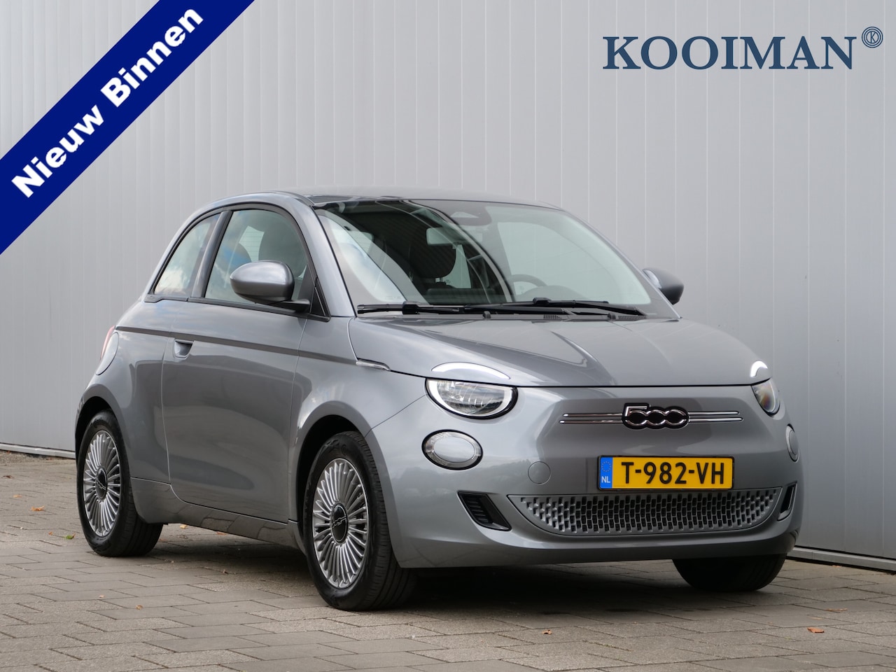 Fiat 500 - 42 kWh 119pk Automaat Navigatie / 16 inch / Climate - AutoWereld.nl