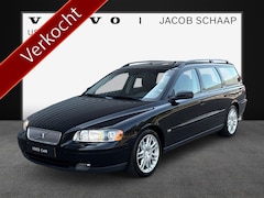 Volvo V70 - 2.4 Edition II / Cruis control / 17" Velgen / Regensensor /