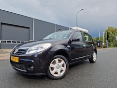 Dacia Sandero - 1.2 Lauréate AIRCO 2 X SLEUTELS ELEC.PAKET