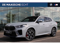 BMW X2 - sDrive20i High Executive M Sport Automaat / Panoramadak / Sportstoelen / Adaptieve LED / M