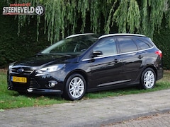Ford Focus Wagon - 1.0 125pk Titanium met Navi en Trekhaak