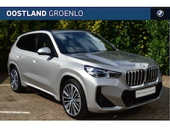 BMW X1 - xDrive25e High Executive M Sport Automaat / Panoramadak / Sportstoelen / M Adaptief onders