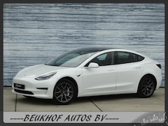 Tesla Model 3 - Standard RWD Pano Trekhaak Navi Leer Soh 90, 4%