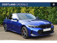 BMW 3-serie - 320e High Executive M Sport Automaat / Sportstoelen / Stoelverwarming / Adaptief M Onderst