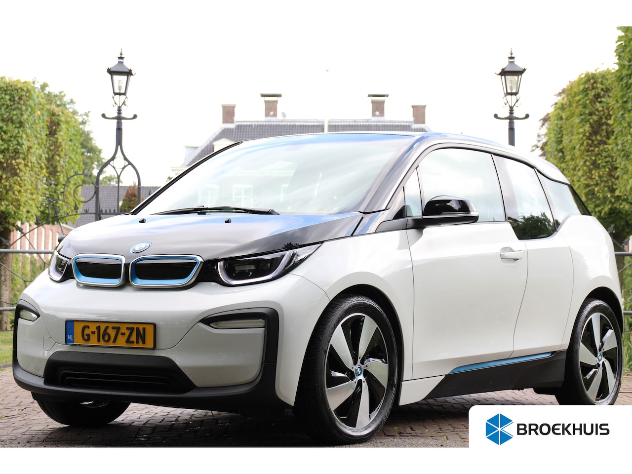 BMW i3 - Basis 120Ah 42 kWh | ORIGINEEL NL! | 19'' LMV | STOELVERWARMING | PARK SENSOR | CRUISE | C - AutoWereld.nl