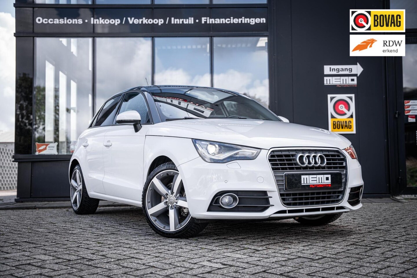 Audi A1 Sportback - 1.4 TFSI Attraction*AUTOMAAT*KEYLESS*NAVI* - AutoWereld.nl
