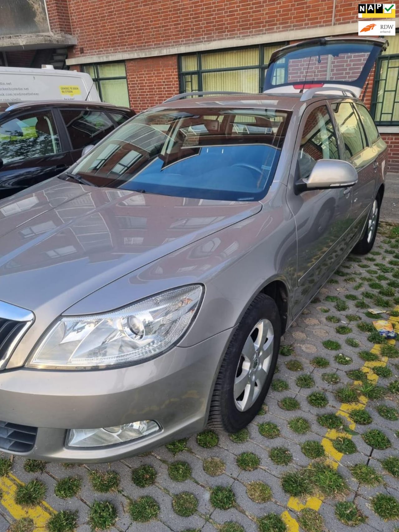 Skoda Octavia Combi - 1.4 TSI Elegance Airco FULL !! - AutoWereld.nl