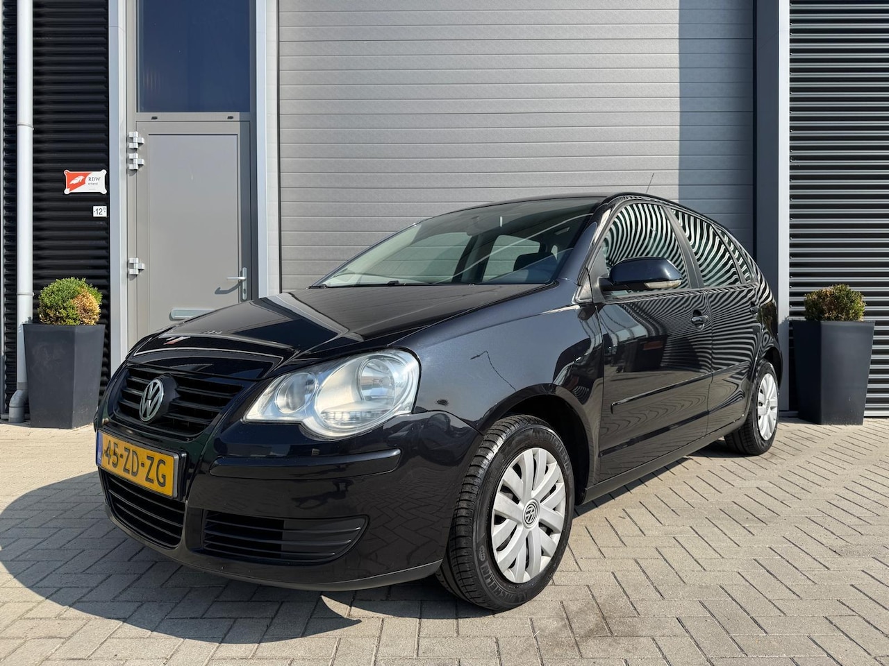 Volkswagen Polo - 1.4-16V Optive 1.4-16V Optive - AutoWereld.nl
