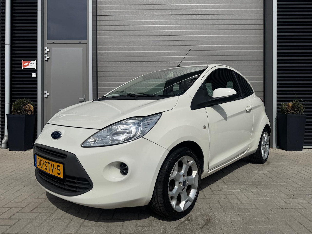 Ford Ka - 1.2 Cool & Sound start/stop/83.291 NAP/Airco/Lichtmetaal/ - AutoWereld.nl