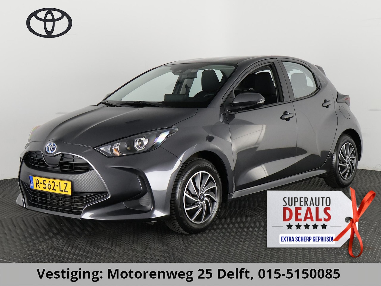Toyota Yaris - 1.5 HYBRID GRAYLINE BIJNA 2023 NAVI.CAMERA.CRUISE CONTROLL GARANTIE TOT 11-2032* - AutoWereld.nl