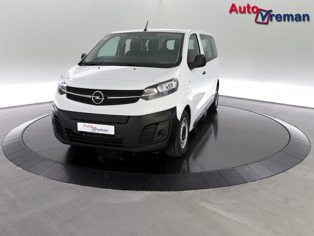 Opel Vivaro-e Combi - L2H1 75 kWh 9-persoons - AutoWereld.nl
