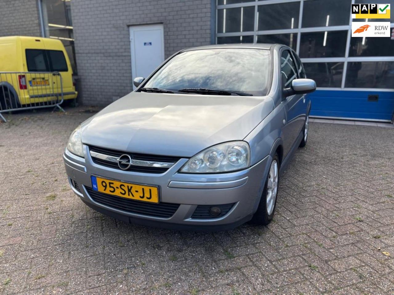Opel Corsa - 1.4-16V Silverline|AIRCO|APK|LMV - AutoWereld.nl