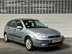 Ford Focus - 1.6-16V Zetec Futura 5drs UNIEK CONSIGNATIE