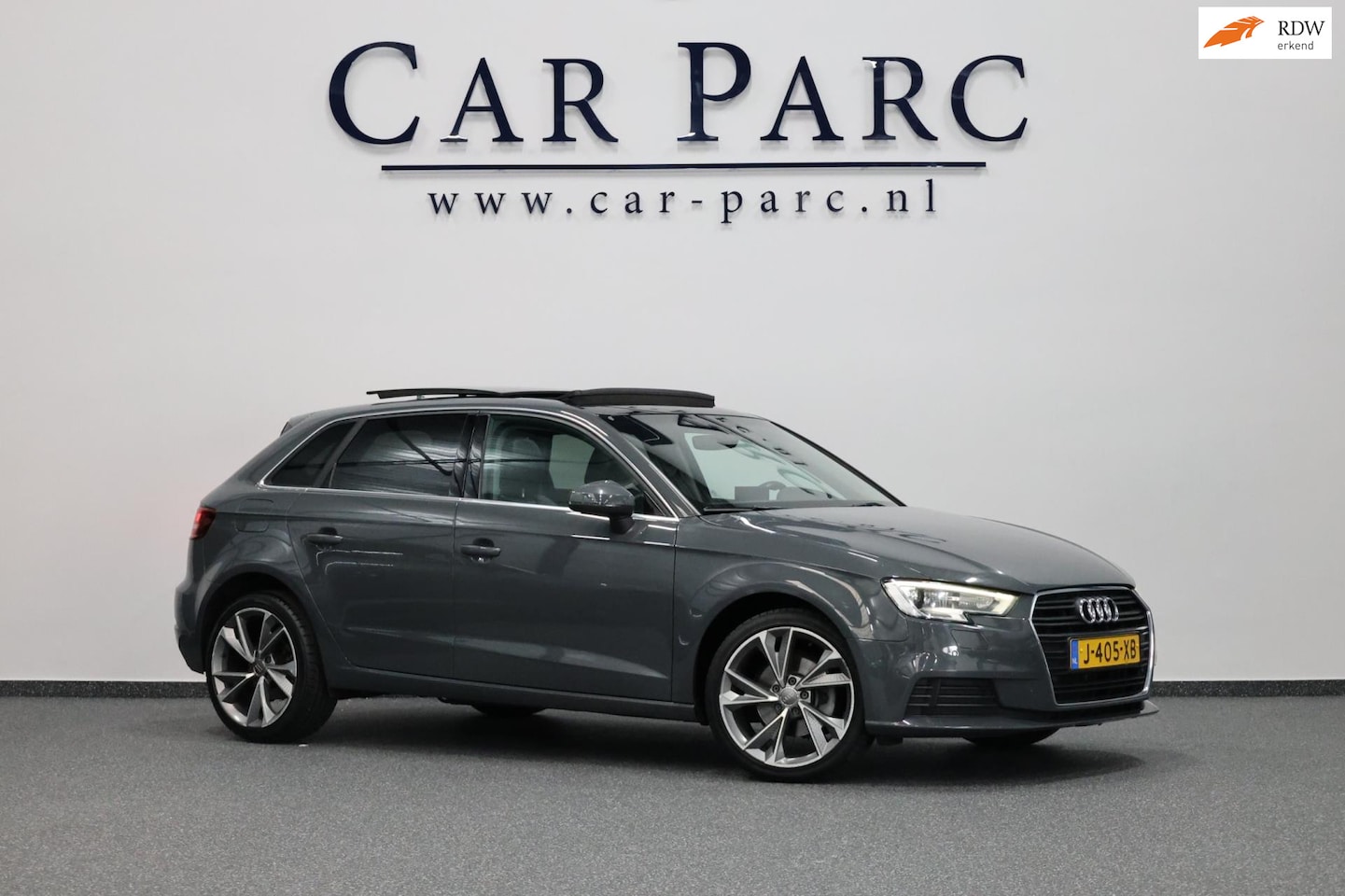 Audi A3 Sportback - 1.0 TFSI Pro Line LED/PANORAMADAK/LEER+S.VERWARMING/18" LMV/PDC/CRUISE/ECC/12 MND GARANTIE - AutoWereld.nl