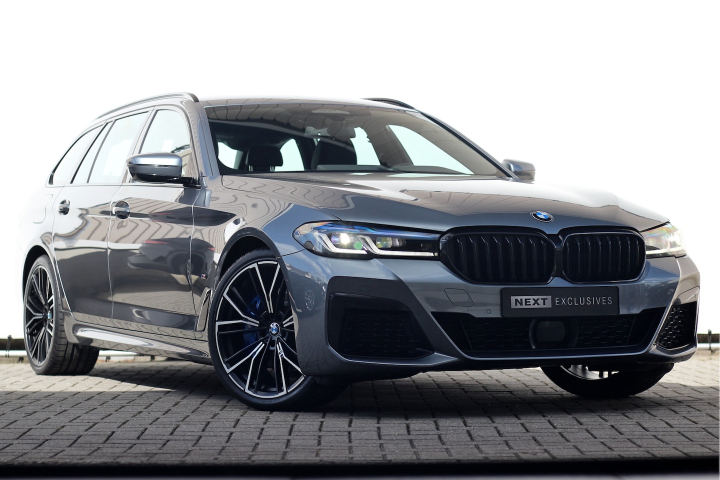 BMW 5-serie Touring - 530e xDrive Business Edition Plus | M-sport | Laser | Head-up | ACC - AutoWereld.nl