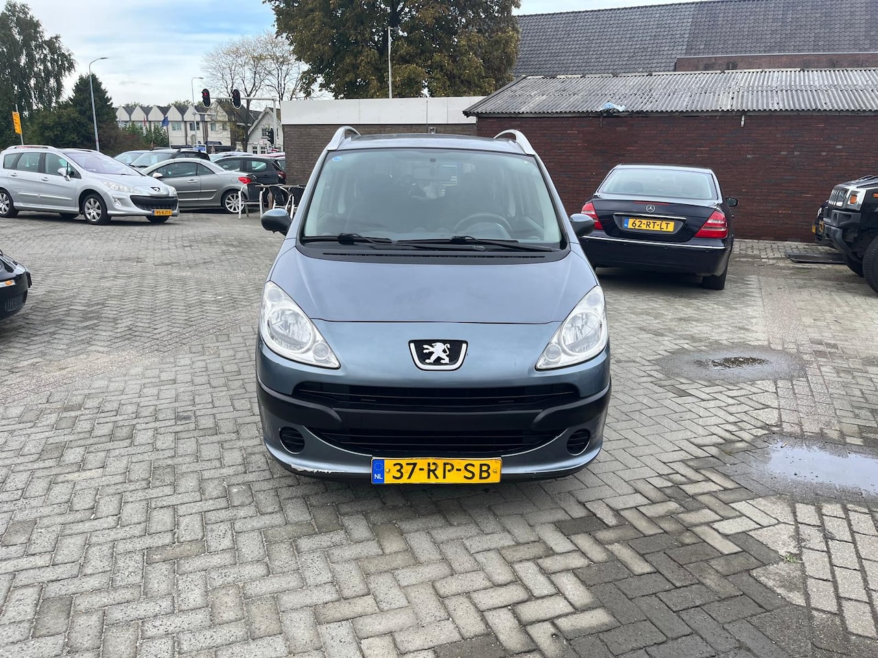 Peugeot 1007 - 1.4 Urban electrische deuren schade rechts achter - AutoWereld.nl