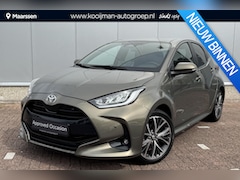 Toyota Yaris - 1.5 Hybrid 130 Executive Stoel- & Stuur verwarming, HUD, Dodehoek detectie, Parkeersensore