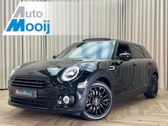 MINI Clubman - 1.5 Cooper *BLACK EDITION* Panoramadak / Harman Kardon / Leder / Apple Carplay / LED / Key