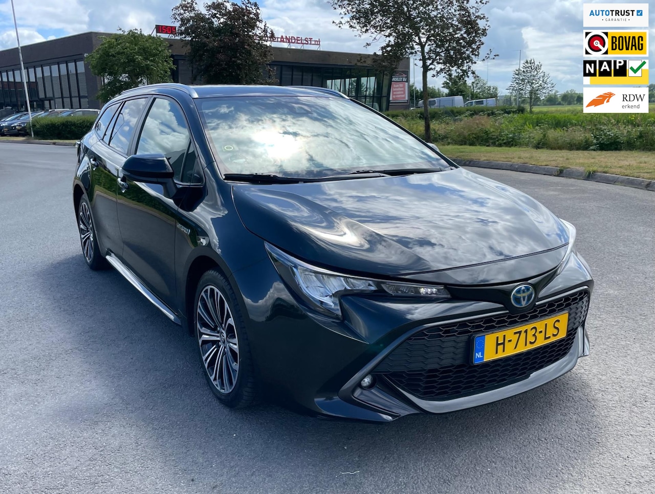 Toyota Corolla Touring Sports - 2.0 Hybrid Business Plus 2.0 Hybrid Business Plus, Aut, Acc, Cam, Carplay, Stoelverw, Geen import, Nap, Volledig de - AutoWereld.nl