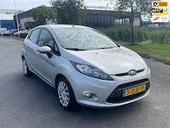 Ford Fiesta - 1.4 Trend, Aut, 5drs, Trekhaak, Elektr ramen, Airco, Radio-CD speler, Bluetooth