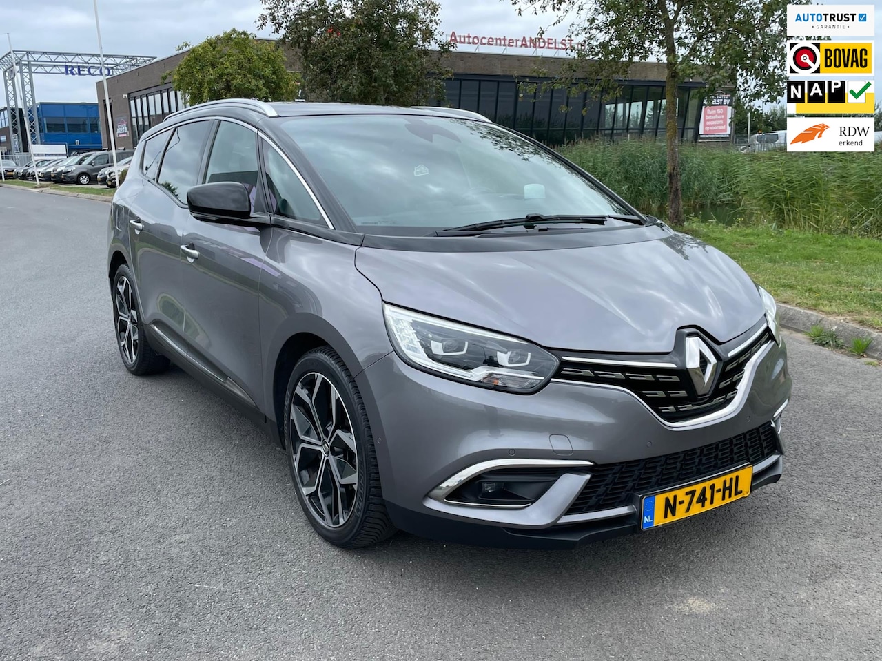 Renault Grand Scénic - 1.3 TCe Intens 7p. 1.3 TCe Intens 7p., Aut, Pano, Trekhaak, Acc, Cam, Head-up, 1e eig, Geen import, Nap, Deal - AutoWereld.nl