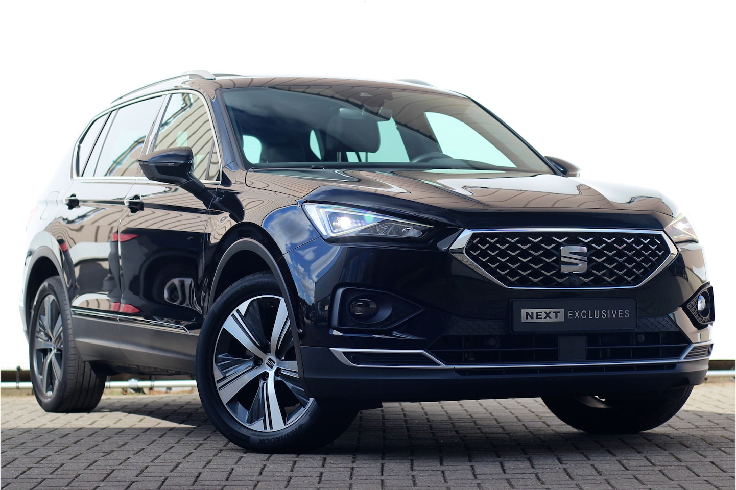 SEAT Tarraco - 1.4 TSI e-Hybrid PHEV Xcellence | Pano | Trekhaak | ACC | 360 - AutoWereld.nl
