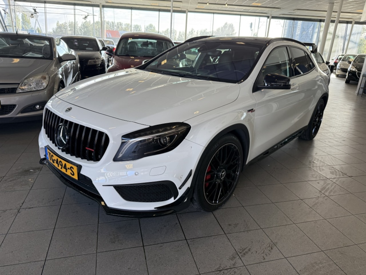 Mercedes-Benz GLA-Klasse - AMG 45 4M Edition 1 MILTEK UITLAAT - AutoWereld.nl