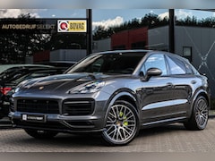 Porsche Cayenne Coupé - 3.0 E-Hybrid - MATRIX - PANO - SPORT CHRONO - COMFORTSTOELEN