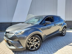 Toyota C-HR - 1.8 Hybrid Bi-Tone met Premium Pack | Navi | ECC | Dode hoek detectie | Stoelverw | PDC v+