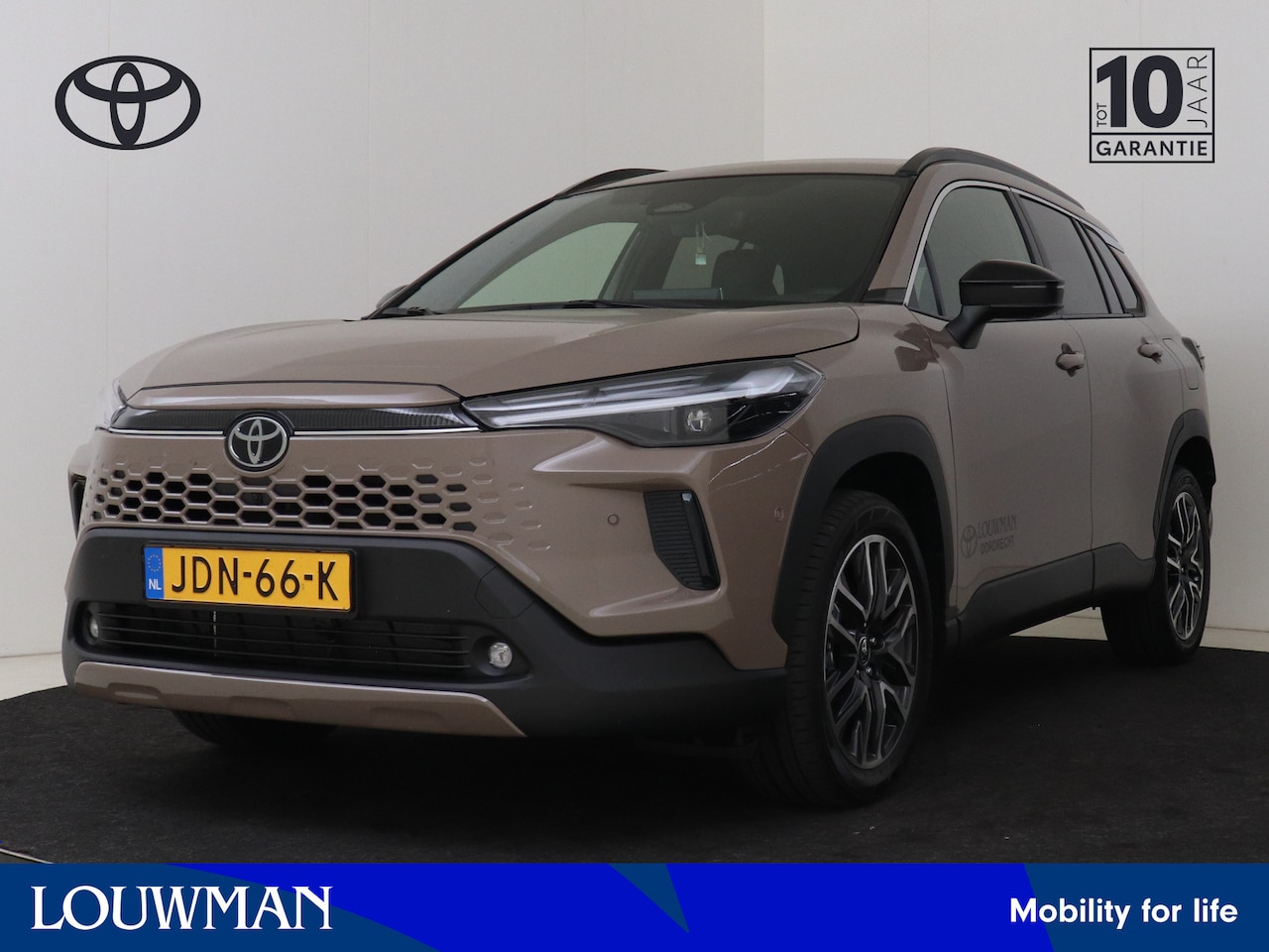 Toyota Corolla Cross - Hybrid 180 Executive | DEMO & DIRECT LEVERBAAR | JBL | Elektrische Stoel | - AutoWereld.nl