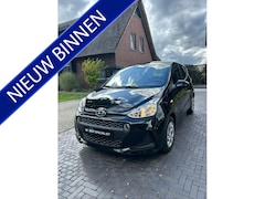 Hyundai i10 - 1.0i i-Motion Comfort Plus AUT. SLÉCHTS 38DKM