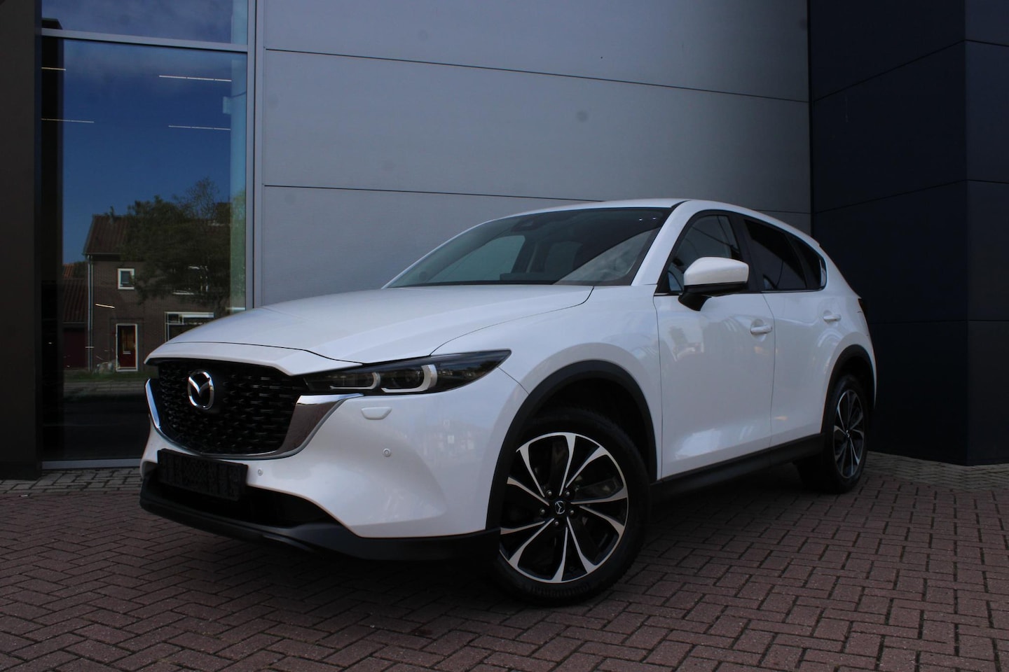 Mazda CX-5 - 2.0 SkyActiv-G 165 Comfort Airco Navi Camera Carplay 19" velgen Zeer mooi - AutoWereld.nl