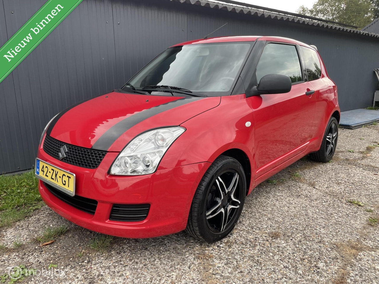 Suzuki Swift - 1.3 Base 17" Sportvelgen trekhaak Leuke auto! - AutoWereld.nl