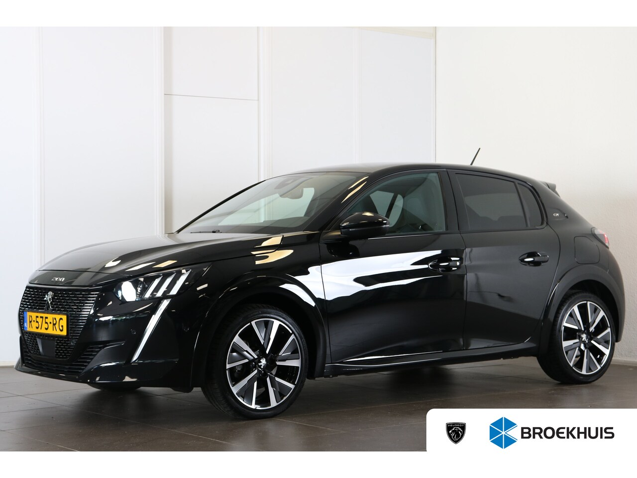 Peugeot 208 - 1.2 PureTech 100PK GT | Navi | Clima | Cruise | Panoramadak | Apple Carplay/Android Auto | - AutoWereld.nl