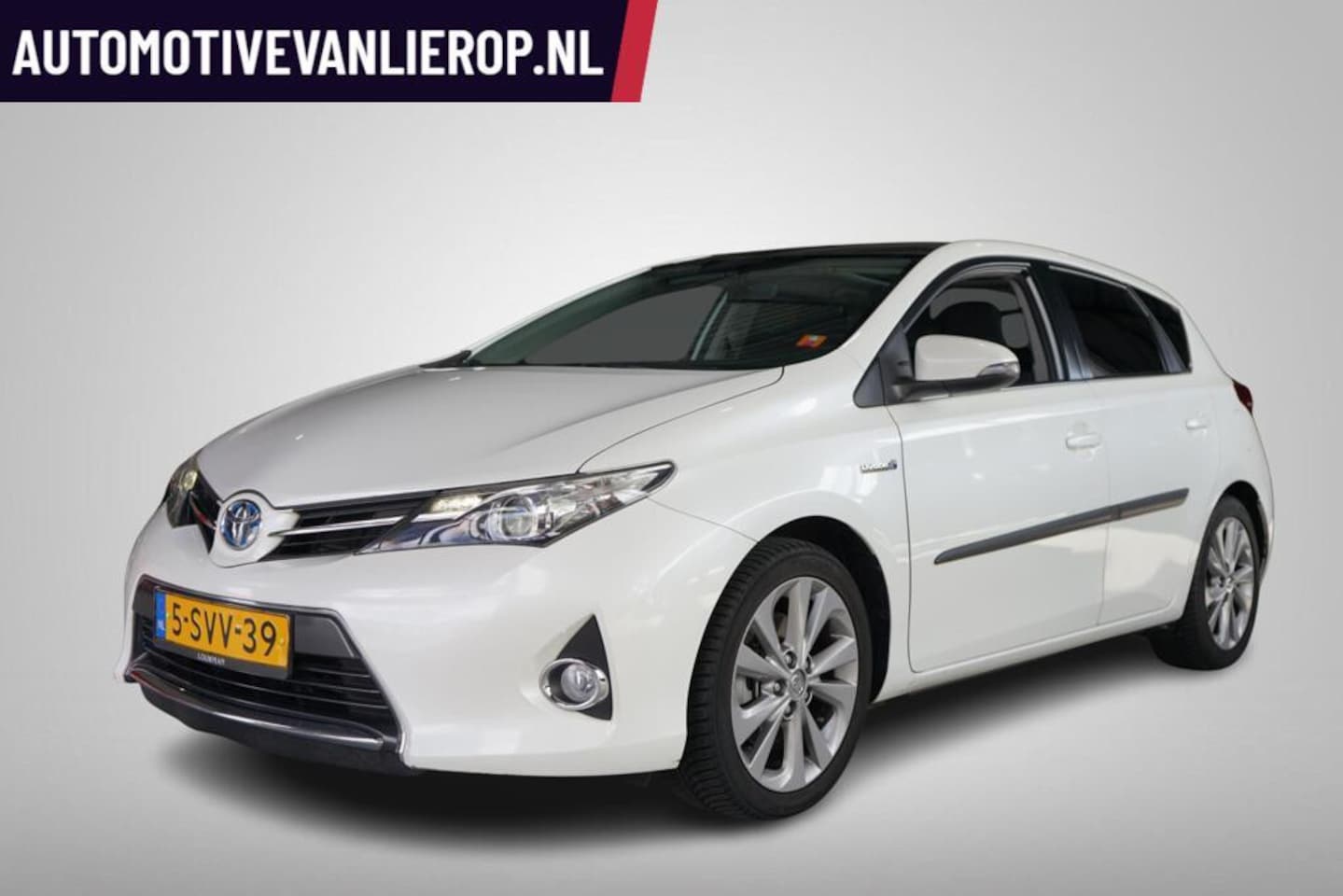 Toyota Auris - 1.8 Hybrid Lease PANO | TREKHAAK | CAMERA - AutoWereld.nl