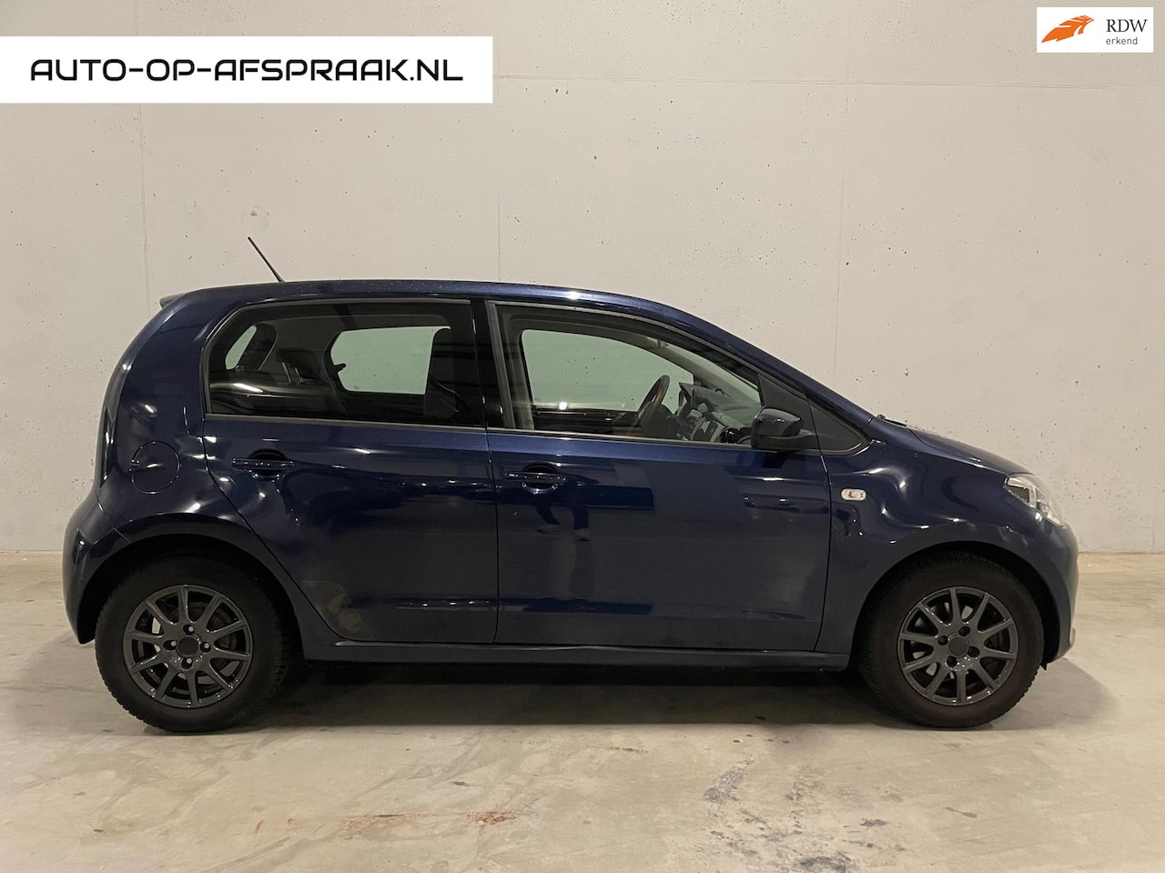 Volkswagen Up! - 1.0 move up! BlueMotion 5drs Airco APK NAP - AutoWereld.nl
