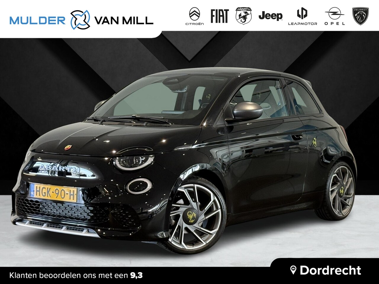 Abarth 500 - Turismo EV 42kWh 155pk | PACK SCORPION TECH + DESIGN | 18" LM | PACK WINTER | 10.25" NAVI - AutoWereld.nl