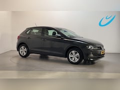 Volkswagen Polo - 1.0 TSI Comfortline Parkeersensoren Navigatie DAB+ Airco