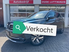 Volkswagen Tiguan - 1.4TSI eHybrid 245PK Elegance IQ-Light Virtual 360Camera ACC Navi