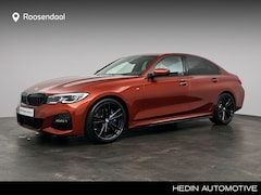 BMW 3-serie - 330i Business Edition Plus M-Sport | 19 inch | Schuifdak | Stoelverwarming | Hifi | Laserl