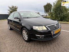 Volkswagen Passat - 2.0 FSI Highline