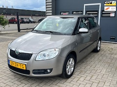 Skoda Fabia - 1.6-16V Elegance