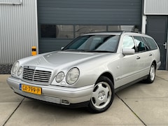 Mercedes-Benz E-klasse Combi - 320 Avantgarde 4-Matic 7-PERS / AUT / CRUISE / LEDER