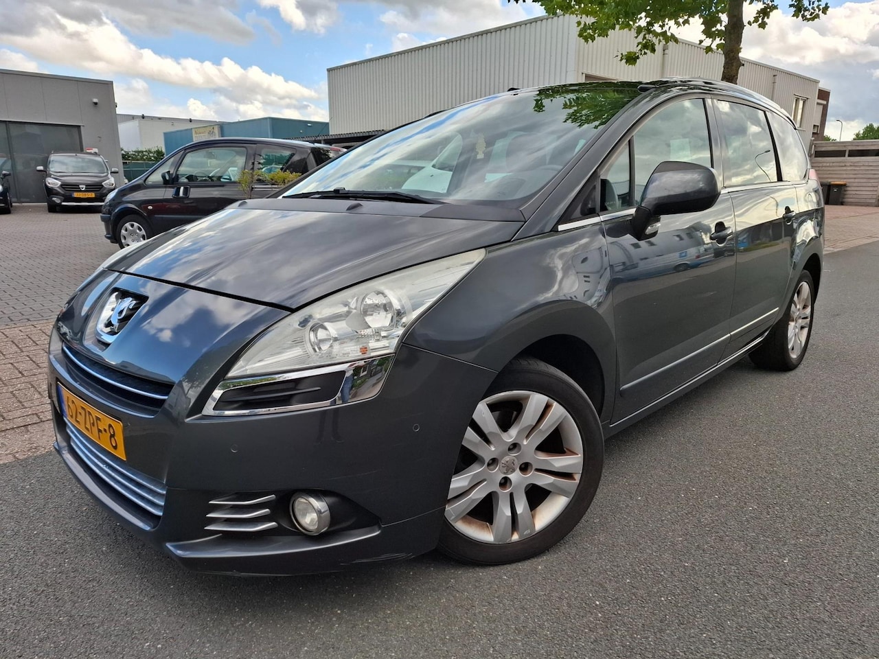 Peugeot 5008 - 1.6 THP Blue Lease Executive 7p. NAVI/HEADUP/CLIMA! - AutoWereld.nl