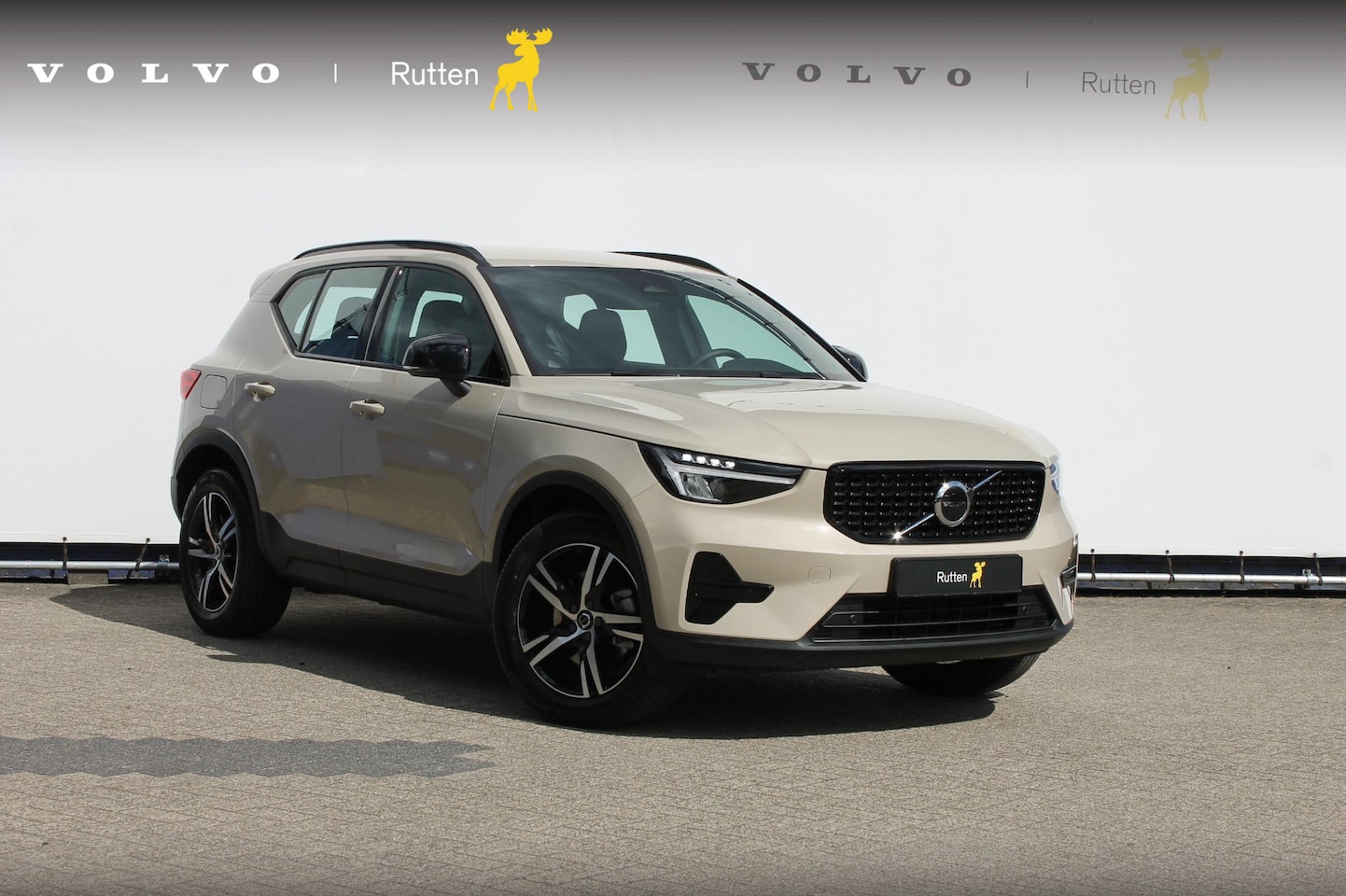 Volvo XC40 - B4 211PK automaat Plus Dark Adaptieve Cruise Control / Blis / Google infotainment / Semi e - AutoWereld.nl