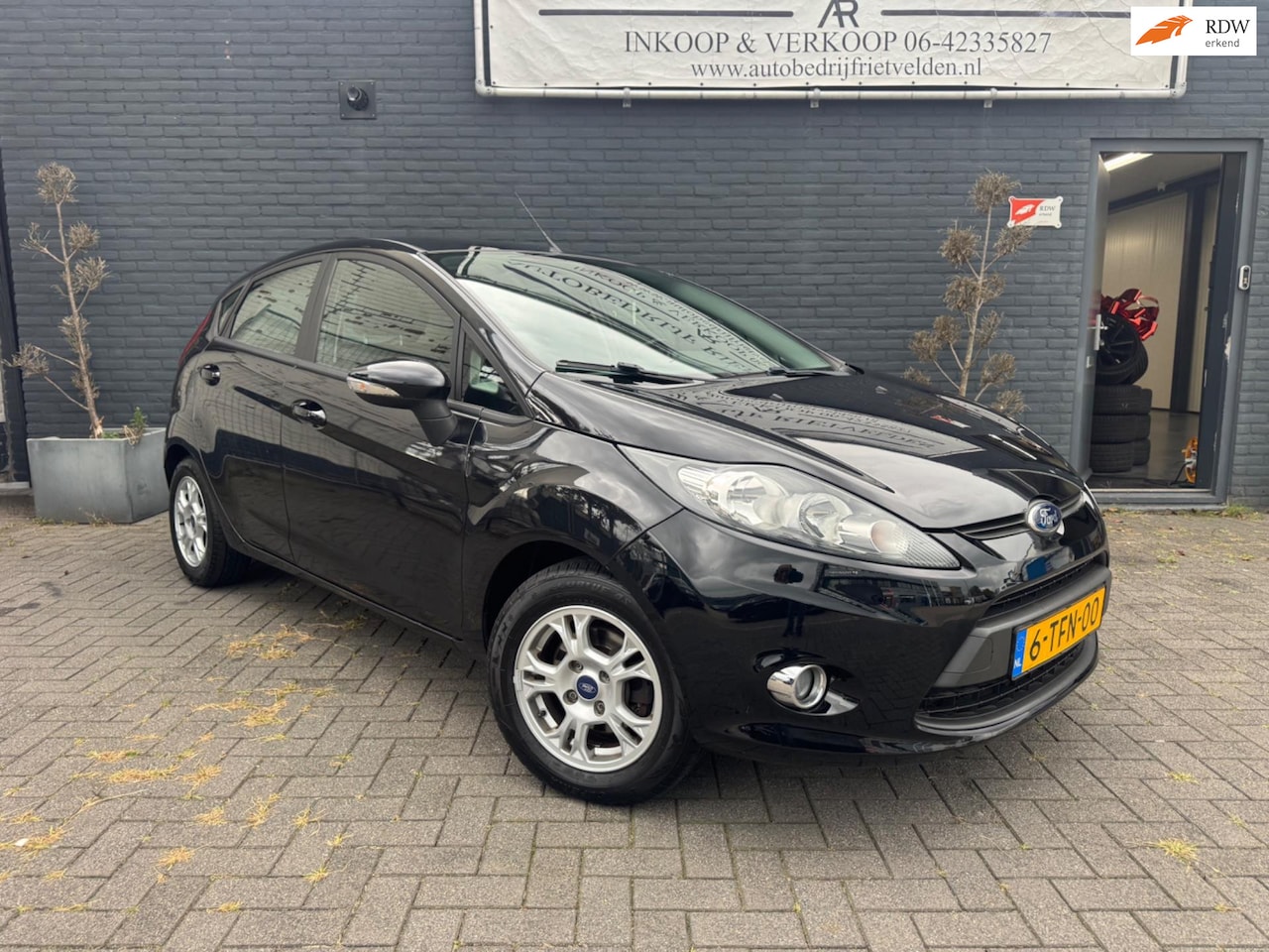 Ford Fiesta - 1.25 Titanium Clima PDC Bluetooth! Inruil mogelijk! - AutoWereld.nl