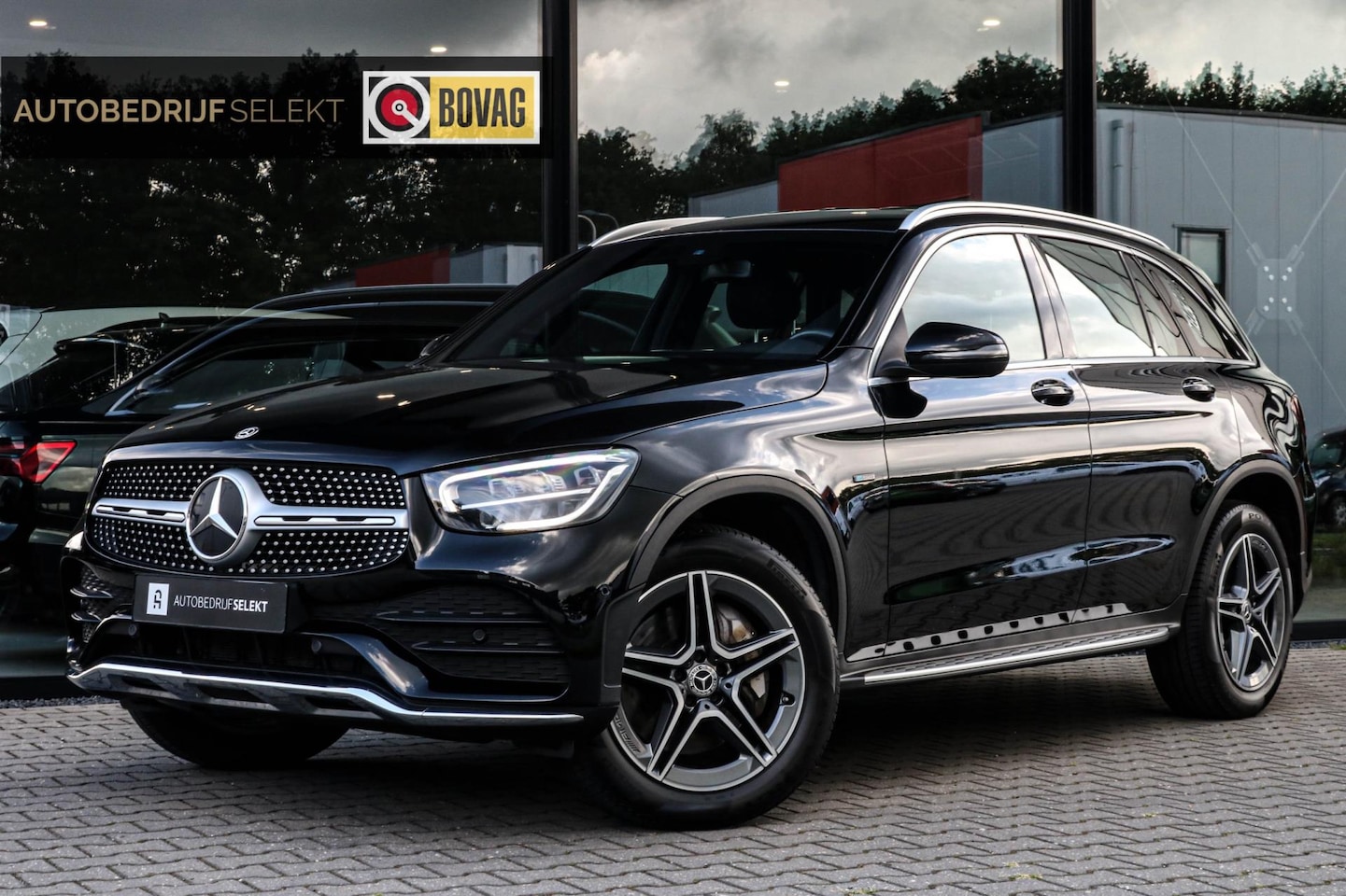 Mercedes-Benz GLC-klasse - 300e 4MATIC AMG - VOLLEDER - CAMERA - GLC300E - AutoWereld.nl